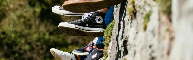Schoenen over rand